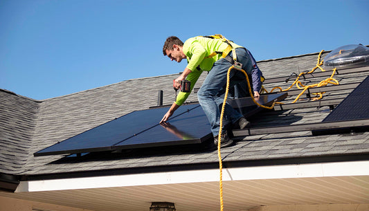 "Off-Grid vs. Grid-Tied Solar Systems: Which is Right for You?"
